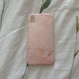 ⭐️IPhone XR pink marble phone case